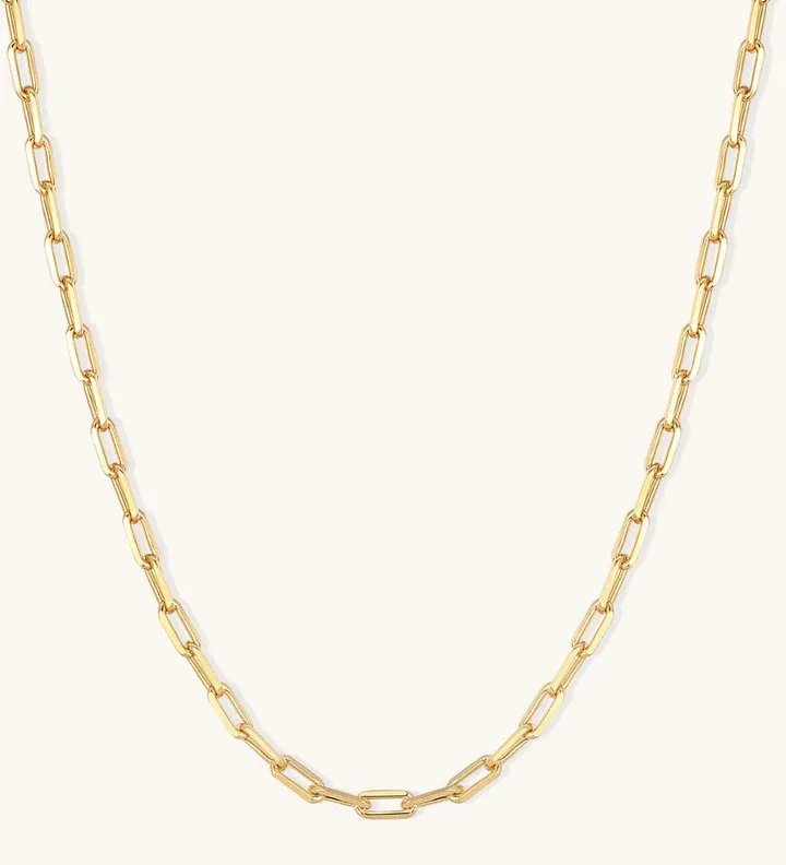 goldfilledboldpaperclipchain_64addfb4-ee83-459c-b900-4cb73991957a.webp زنجیر طلا زنانه کارتیه شیک - Image 1